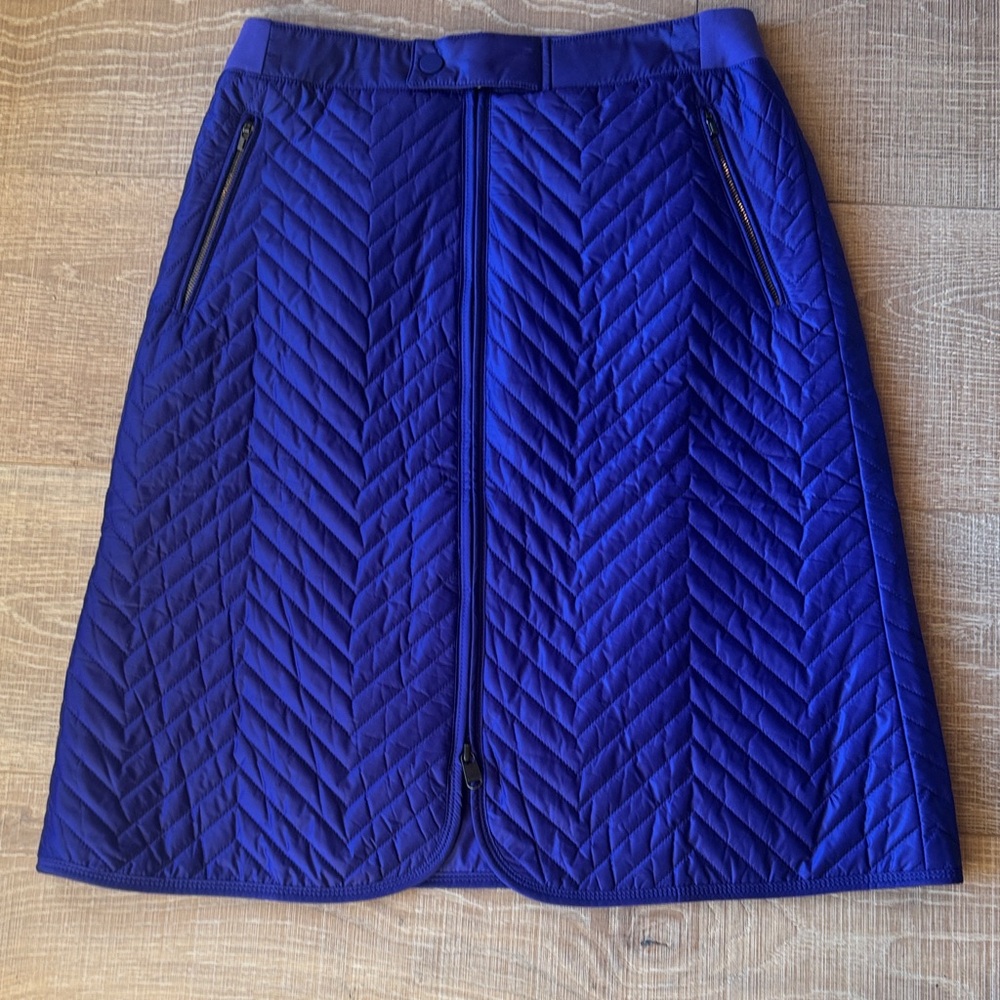 A line NWOT ATHLETA eggplant quilted skirt